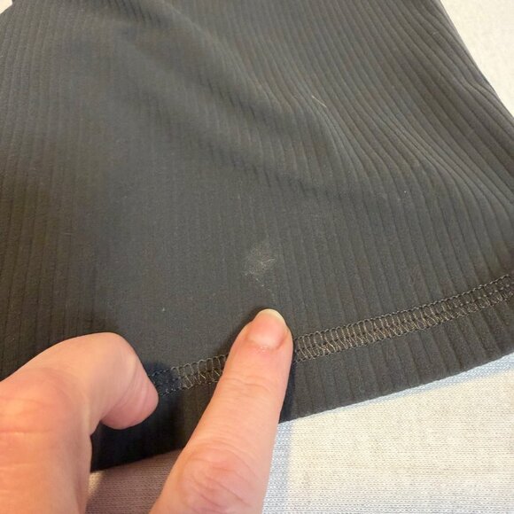 Ribbed Biker Shorts Size 6 4” Inseam High Rise Athleisure 2 pair - Picture 4 of 6